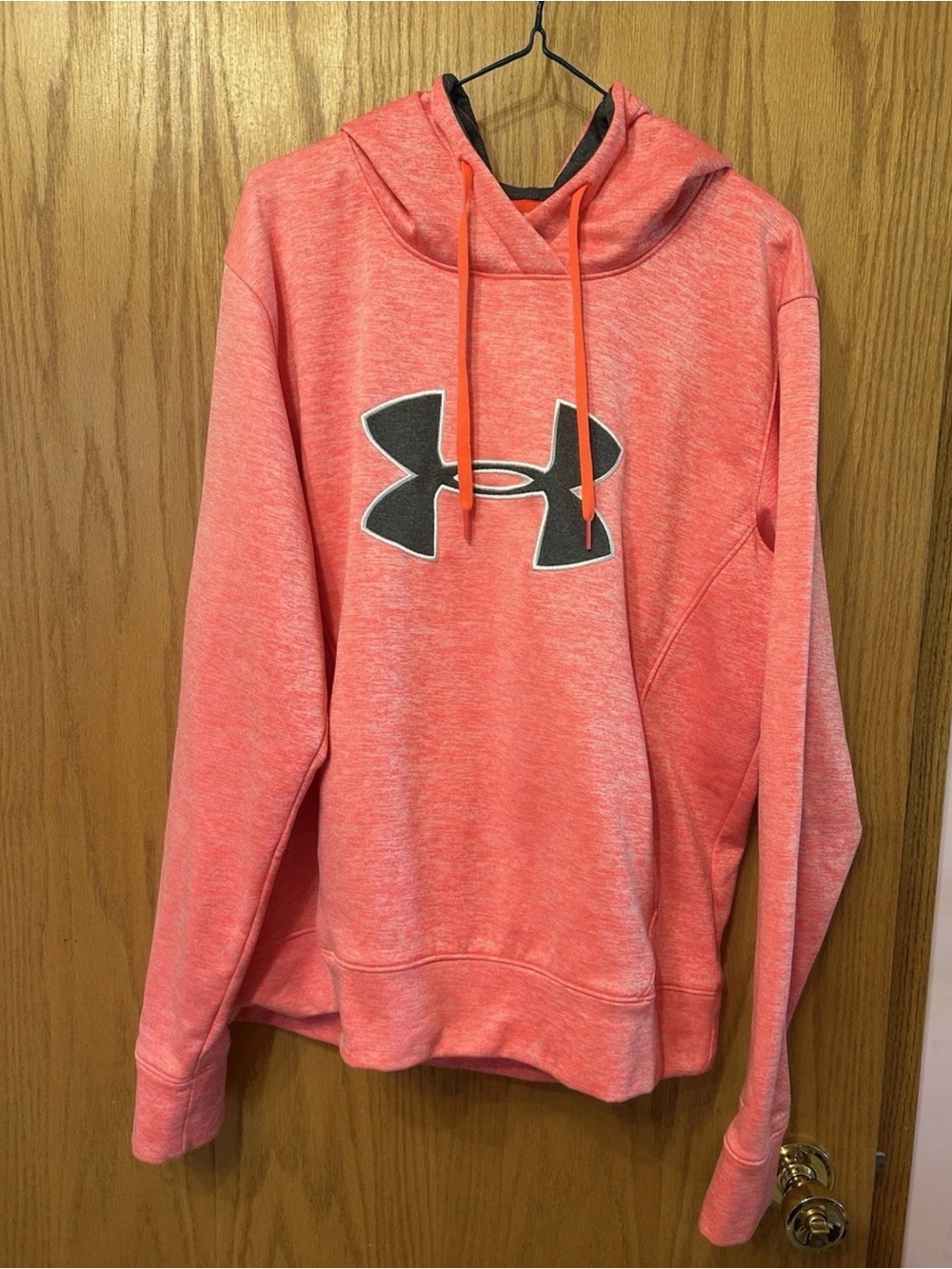 Under Armour Hoodie Sweatshirt women Size L